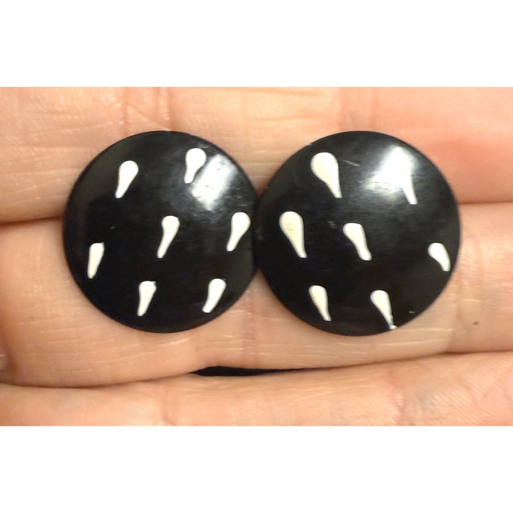 Vintage Black White Abstract Button Stud Earrings Round Mod Retro Post Back 1"